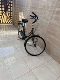 باسكل بطه للبيع ياباني جديده مبدل تايرات جدد  السعر 《 ٦٥ 》 07764041039