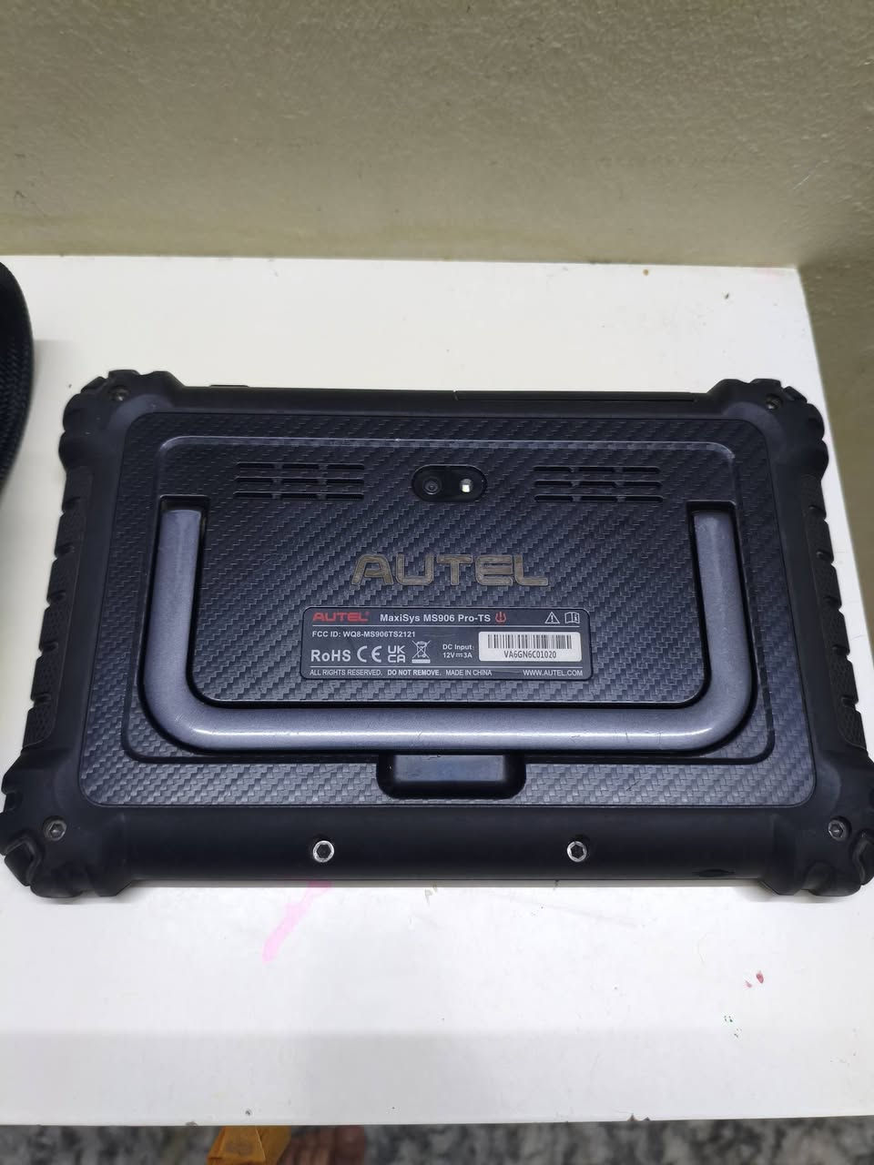 اوتيل 906 Pro Ts   فحص وبرمجة من ضمنها برمجة حساسات الاطارات وبي اشتراك اوتو اوث امريكي ، الجهاز بعده نظيف كامل مع الجنطة والملحقات  يخلص تحديثه الشهر العاشر ***********
