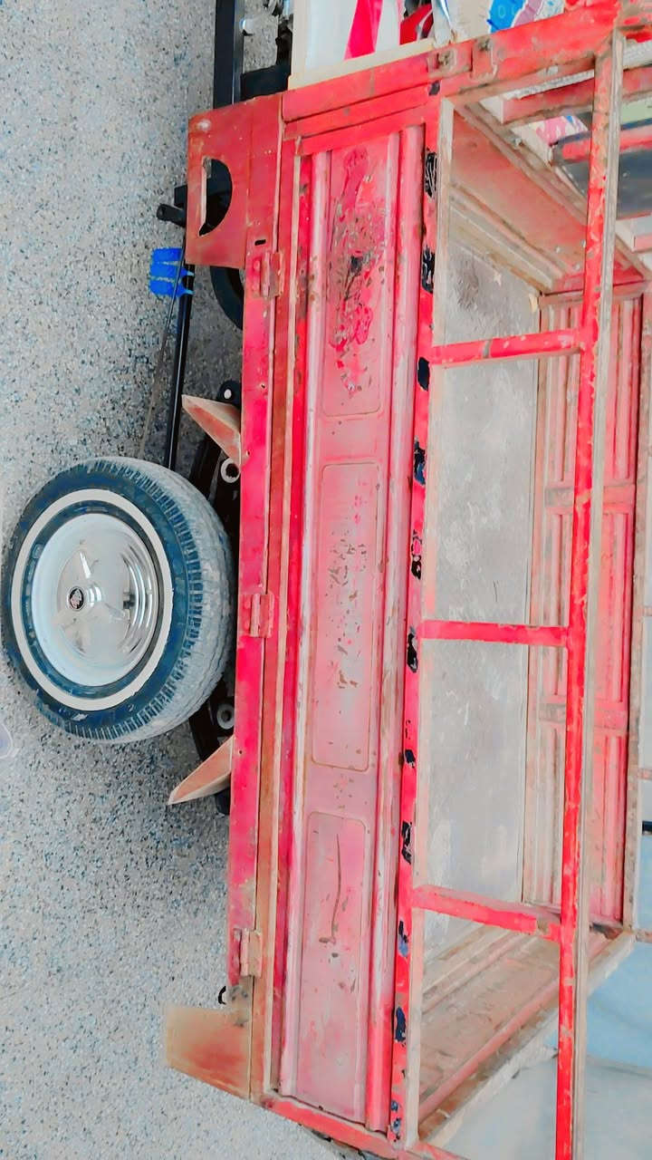 عمي سلام عليكم ورحمه الله ستوته كفله عامه مايحتج السولف شوفت عينك الستوته العنوان  حله نادر الثلاثه ***********
