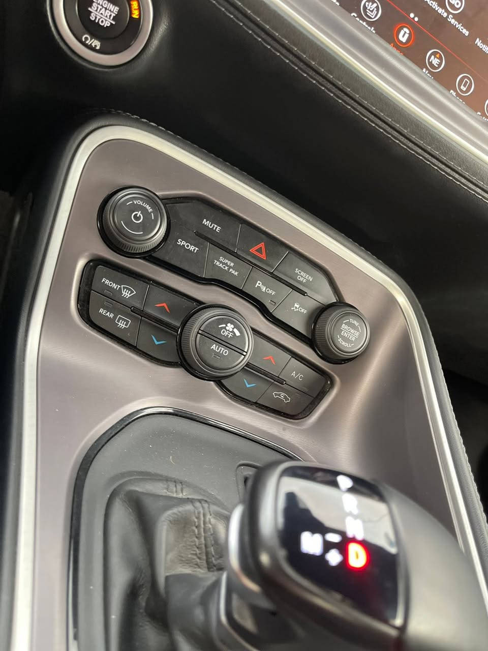 السلام عليكم
2022جالنجر 
Gt
ماشيه 33 ميل
سنويه باسمي 
فول فول للاخير عدا الفتحه
عليهه شوته وكزوز تزويد امريكا 
صور الحادث مرفقه ويه الصور


**إذا كنت صاحب هذا الإعلان وتريد حذفه لأي سبب، رجاءا أرسل رسالة إلى الدعم الفني**