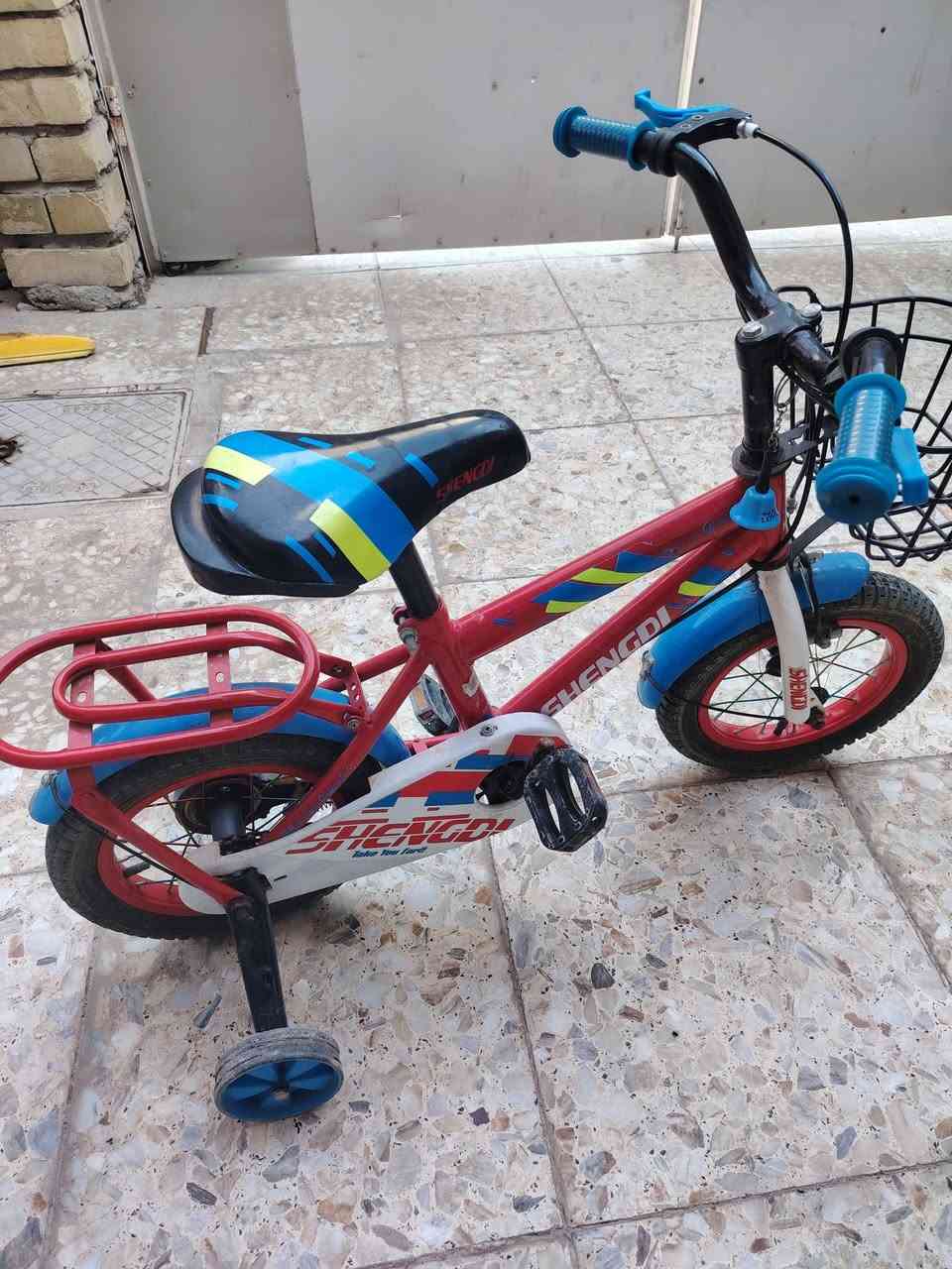 بايسكل سعر ٢٥الف زعفرانيه ***********
