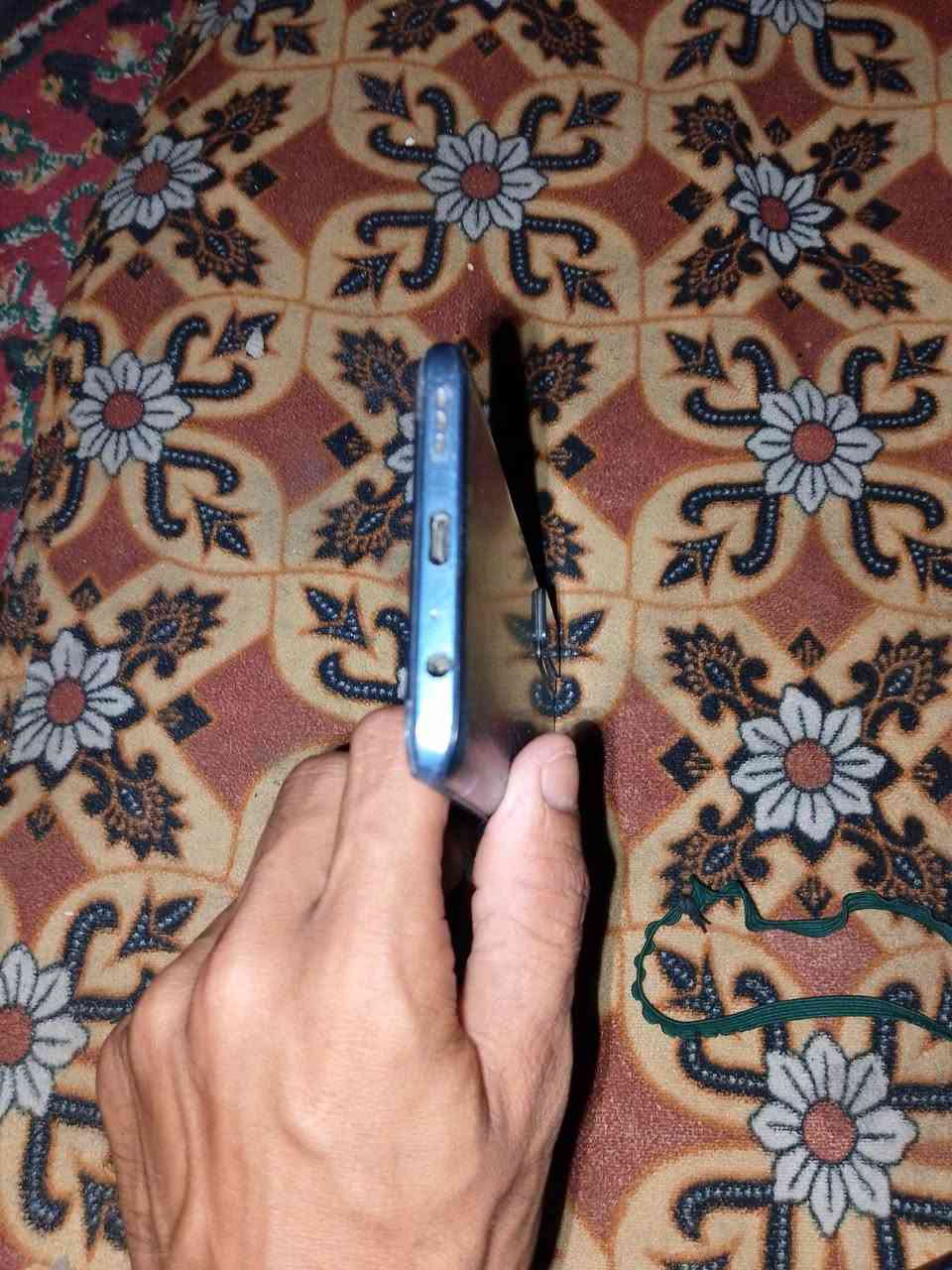 تلفوني للبيع تكنو سبارك ١٧برو ذاكره ٢٥٦ طاح مني وتفكرت شوي شاشه بي لمس طبيعي وخفيف تلفون يخبل وعلي بس اريد ابيعه نهايته ب٨٥ مكاني بغداد العبيدي رقمي ***********
