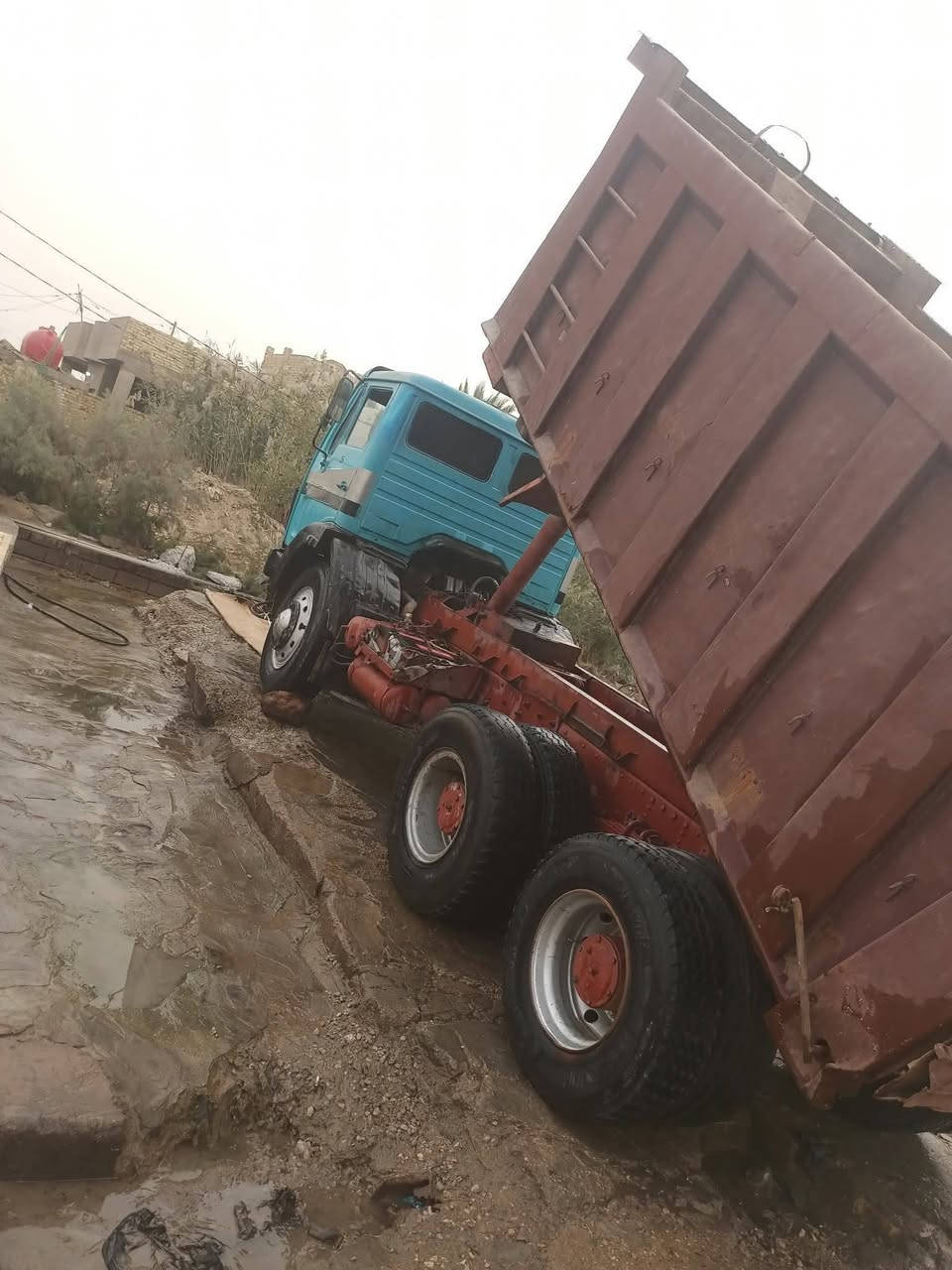 البي 75 رقم نينوى صدامي مكينه130 عالشرط كير 111 عالشرط مجموعه جيف افيكو شاصي غير مكفول صاحبها الشرعي موجود ويريد تحويل سعرها 115 وبيهه مجال قليل ومراوس هم ترهم رقم الهاتف ***********
