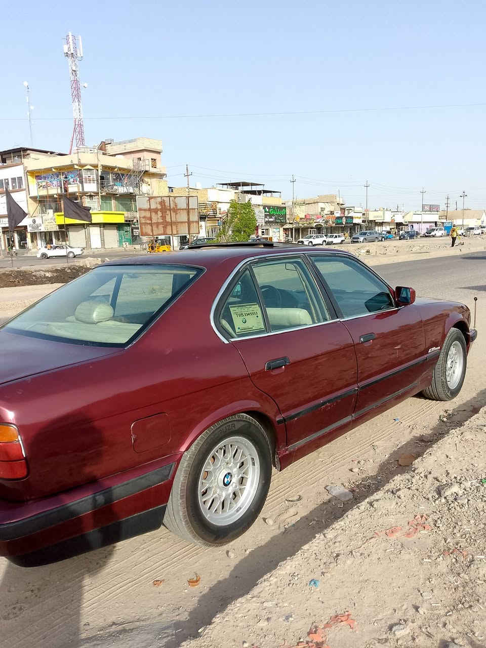 سلام عليكم بي ام 535 لبيع 60 وبيها مجال مكانها بصره 
محرك مفتوح 6سلندر كير عادي تبريد شغال وفول راديتر جيد مروحه فان جديده سياره كامله مكمله مال واحد تعبان عليها مكان السياره البصره مناوي لجم


**إذا كنت صاحب هذا الإعلان وتريد حذفه لأي سبب، رجاءا أرسل رسالة إلى الدعم الفني**