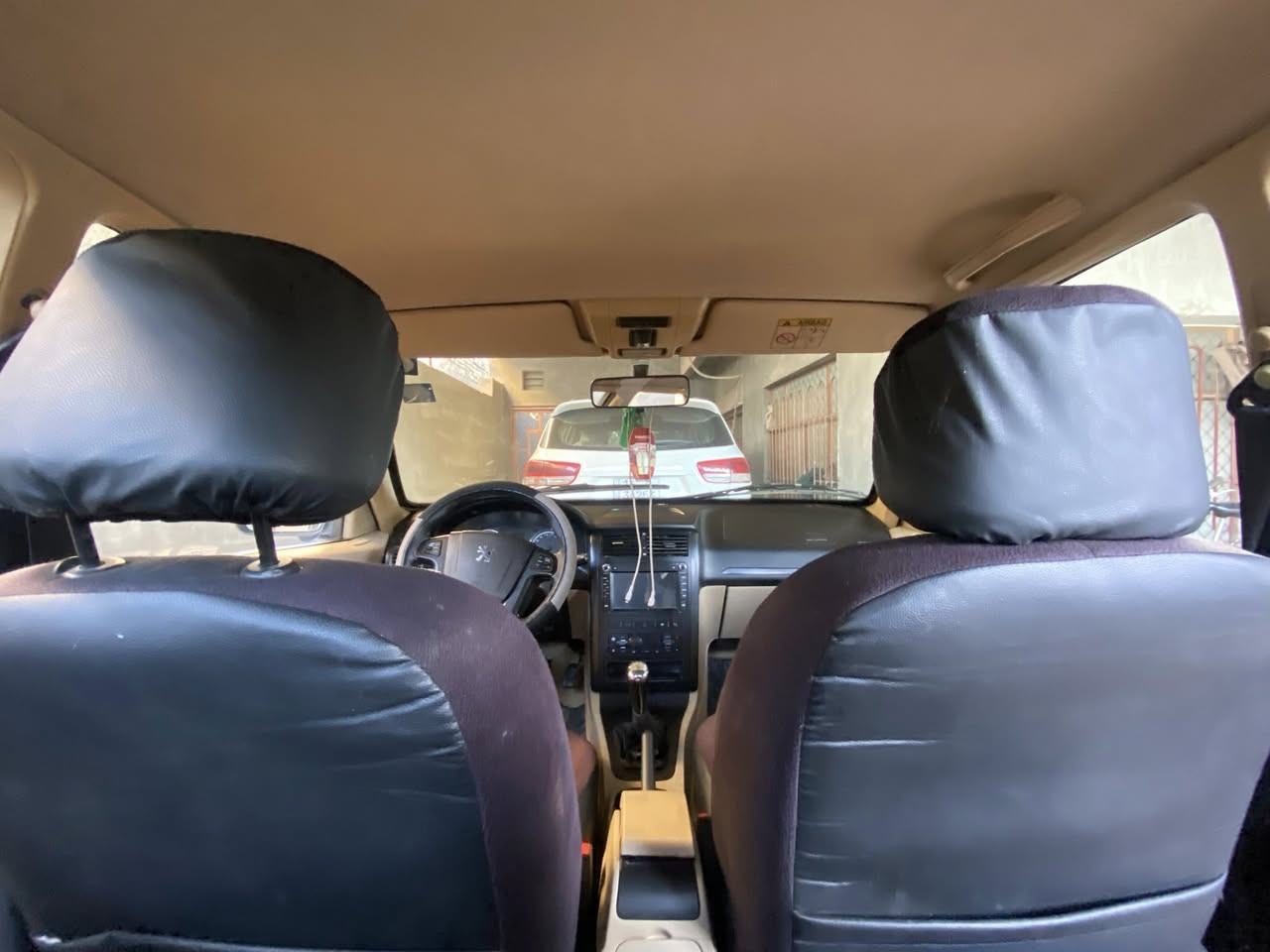 سلام عليكم عندي بيجو بارص موديل 2024 بيه باب تبديل والباب الثاني صبغ شبر الباقي كفاله ماشيه 25 الف حقيقي مابيه نقص برغي السياره مكينته 1800 مكينته ناعمه وتخبل شاشه كامره حساسات جي بي اس تحكمات جهتين رايد بيع ومراوس السعر 82 وبيه مجال  علق واني اراسلك


**إذا كنت صاحب هذا الإعلان وتريد حذفه لأي سبب، رجاءا أرسل رسالة إلى الدعم الفني**