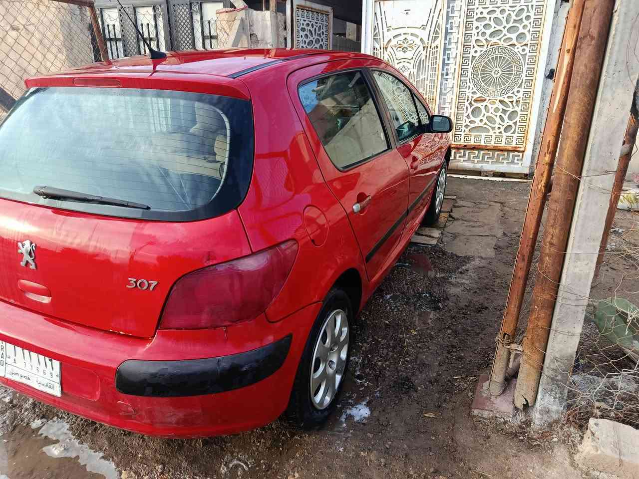 سلام عليكم للبيع بيجو 307موديل 2005 سياره جاهز كير محرك حداديه السعر 50 وبيه مجال الاستفسار الاتصال على رقم ***********
