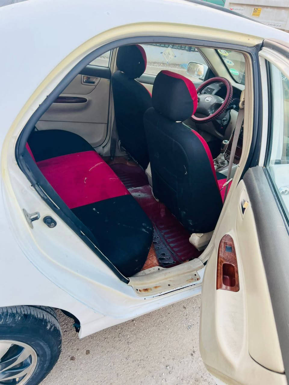 بيوايدي 2013 كير مكينه تبريد مكفولات حداديه جاهزه تحويل مباشر السعر 39رقم الهاتف ***********
