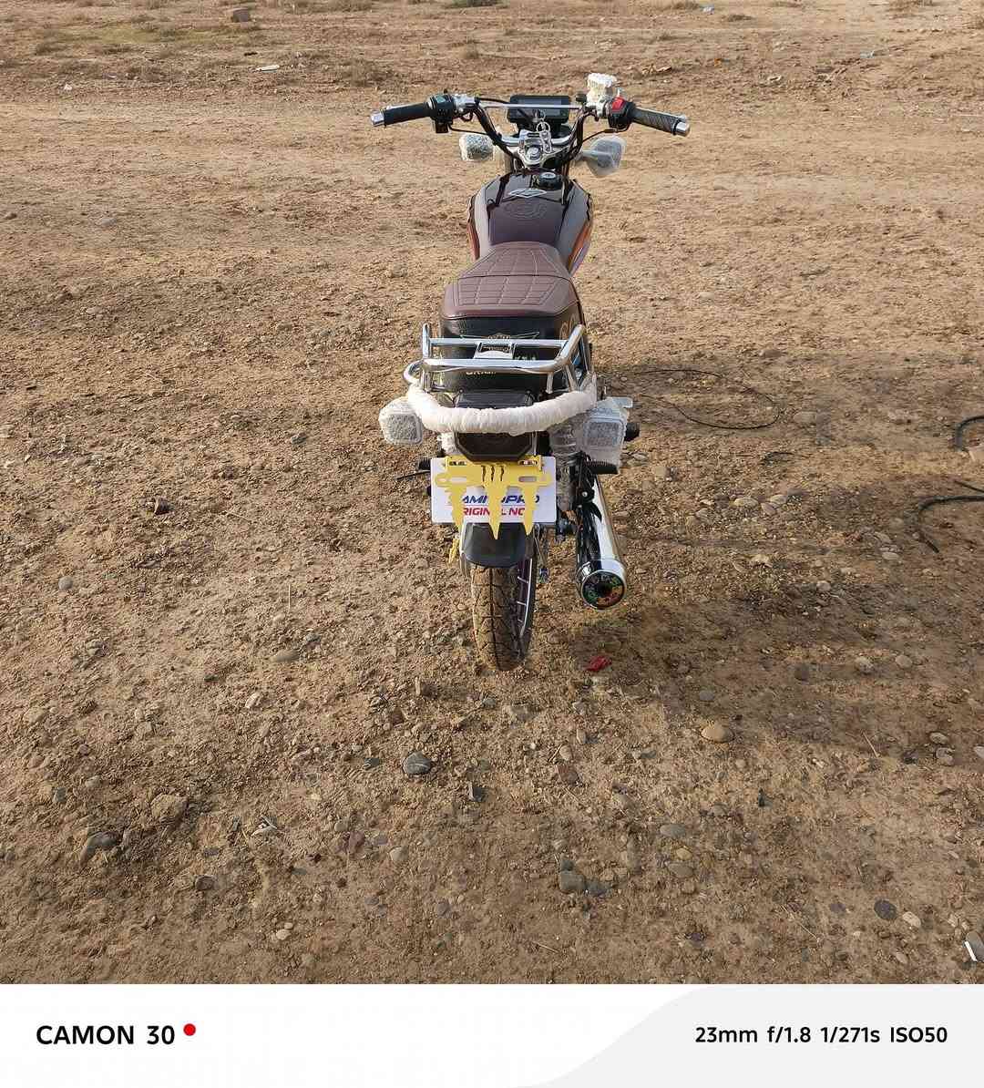 السلام عليكم درجه للبيع نامه تو برو موديل 25 ماشيه 1300كيلو  نضافه واحد ع واحد تجي و شوف ب عينك احلا من الصور وراق كارتونه المكان 
ديالى قضاء دلي عباس السعر825 و بيها مجال تصل او راسل خاص 
الرقم
***********
***********
