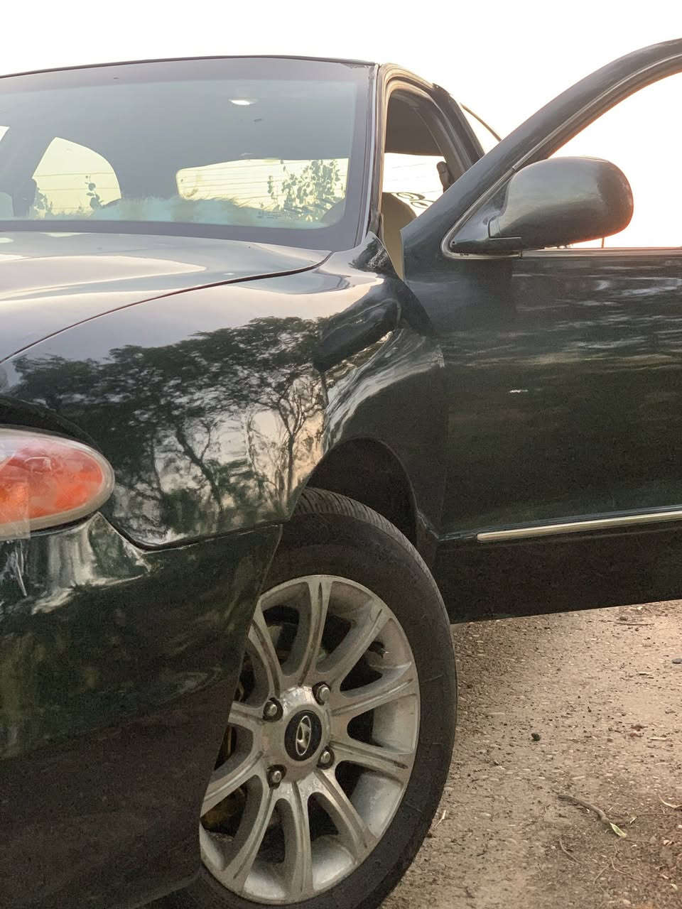 سلام عليكم    للبيع فقط 
الانترا موديل 2000 امريكي محرك 2.0 گير اوتماتيك رقم بغداد الجديد  تحويل مباشر السيارة مصبوغة عام بدون حادث بدون معجون كير ومحرك بشرط كهربائيات  سنتر لك ريمونت صدر جديد شغالة تخم تاير جديد باتري جديد 
السعر. 47 وبية مجال للشراي 
مكانة بغداد / المحمودية للاستفسار اتصل / ***********….***********
