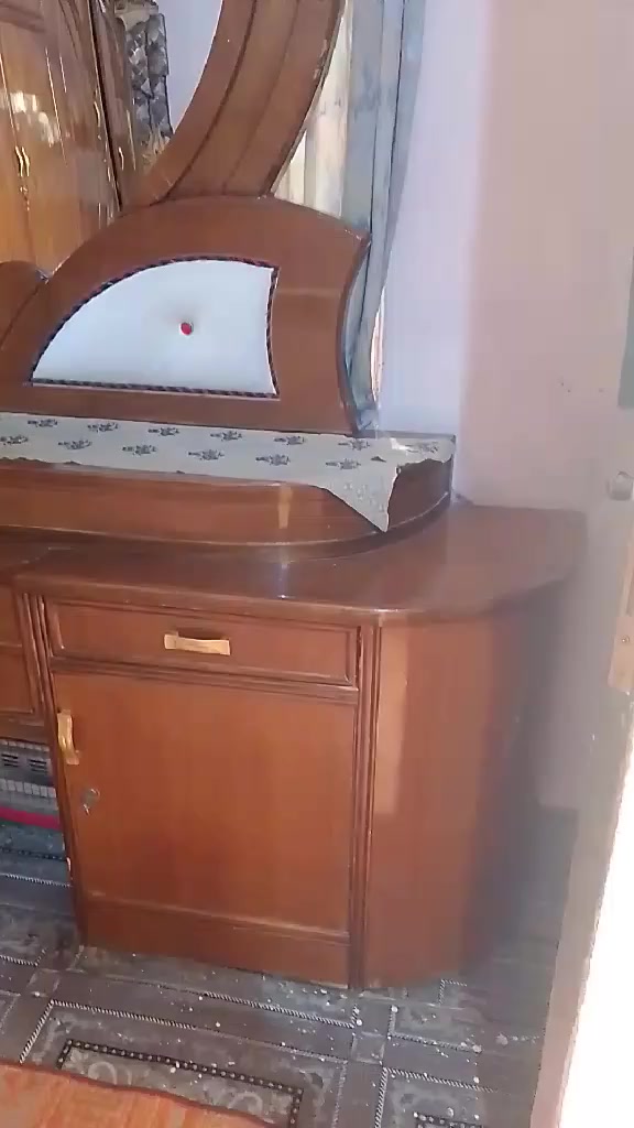 غرفه اخشاب تسكام طابقين
مليون ونص سعره 
بابل طهمازيه


**إذا كنت صاحب هذا الإعلان وتريد حذفه لأي سبب، رجاءا أرسل رسالة إلى الدعم الفني**