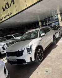 سورنتو ٢٠٢٥ • فول مواصفات • عداد ٢٠٠٠٠