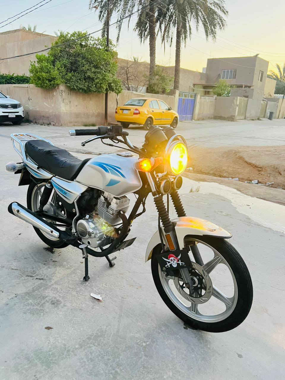 دايون عظم موديل 20 نضافه فول أوراق اصولي مكينه ما مفتوحه نكره سلف كهربائيات كلهه شغاله السعر 850 الف مع المجال البسيط.. للاستفسار. ***********
