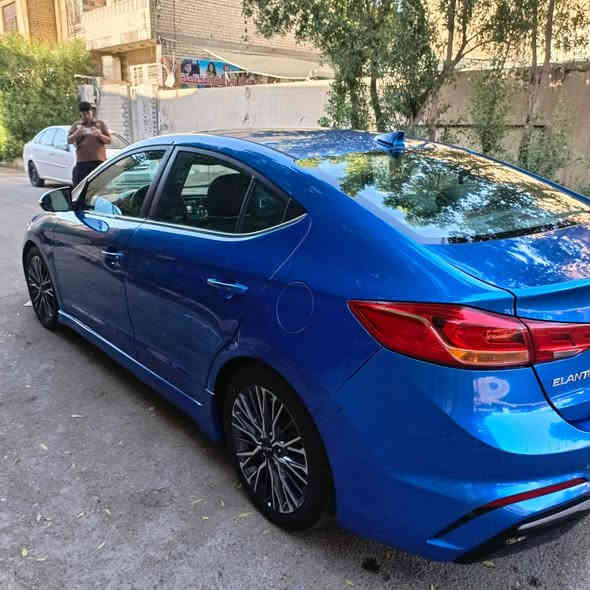 السلام عليكم النترا sport 2017 فول مواصفات 1/1 للبيع 
مكينة كير صدر نظيفات جداً ماشية 79 
تحكم ستيرن جهتيت 
كروز سرعة 
فتحة سقف 
ويلكب رياضي 
لايت زنون 
اشاير بالمري 
رادار 
كشنات جلد 
اكزوو صوت بلادي 
شاشة كبيرة و كامرة 
ستيرن رياضي 
تدفئة بالكشنات 
و هواي مواصفات مكفولة من الصبغ فقط جاملغ امامي مبدل و صور الحادث موجودة السعر 123 $ المكان بغداد الحرية الاتصال على الرقم ***********
