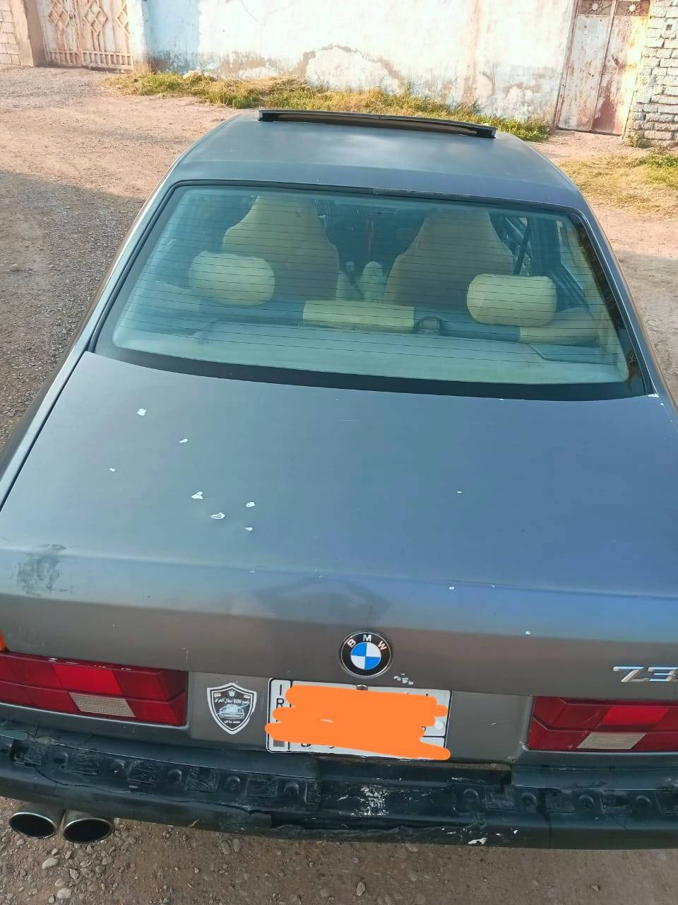 السلام عليكم
من رخصه الادمن المحترم اقرئ المنشور زين وبخدمتك
بي ام دبليو ٧٣٥iاصل وارد امريكي ٩٢ فول مواصفات كير عادي مكينه وكير حاويه
دواخل وكشر شوف العين مقبوله
كراسي اماميه كهرباء شغالات
كهربائيات شغاله لايت زنون عضمتها حلوه
شرعي بعقوبه سنويه لل٢٧ يمته تحب يحولك
عليها غرامات ٦٥٠ عالشرعي بالاتفاق يدفهن
 ويبصم شوكت تحب يعني تشتري مصفره 
تخم تاير وفيتبم موبار تنسئ شغل واطلع وين تحب ترايها حلو
 بس وصونده الباور نضوح فقط
والسعر حلو رايدها ب٣٦ورقه  وبيها مجال حك الجيه
*********** الشراي يتصل او واتس اب
