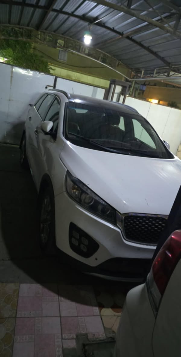 سورنتو 2018 فول مواصفات سياره جافيه صبغ عام رقم بغداد السعر 160 مكان الدوره ***********
