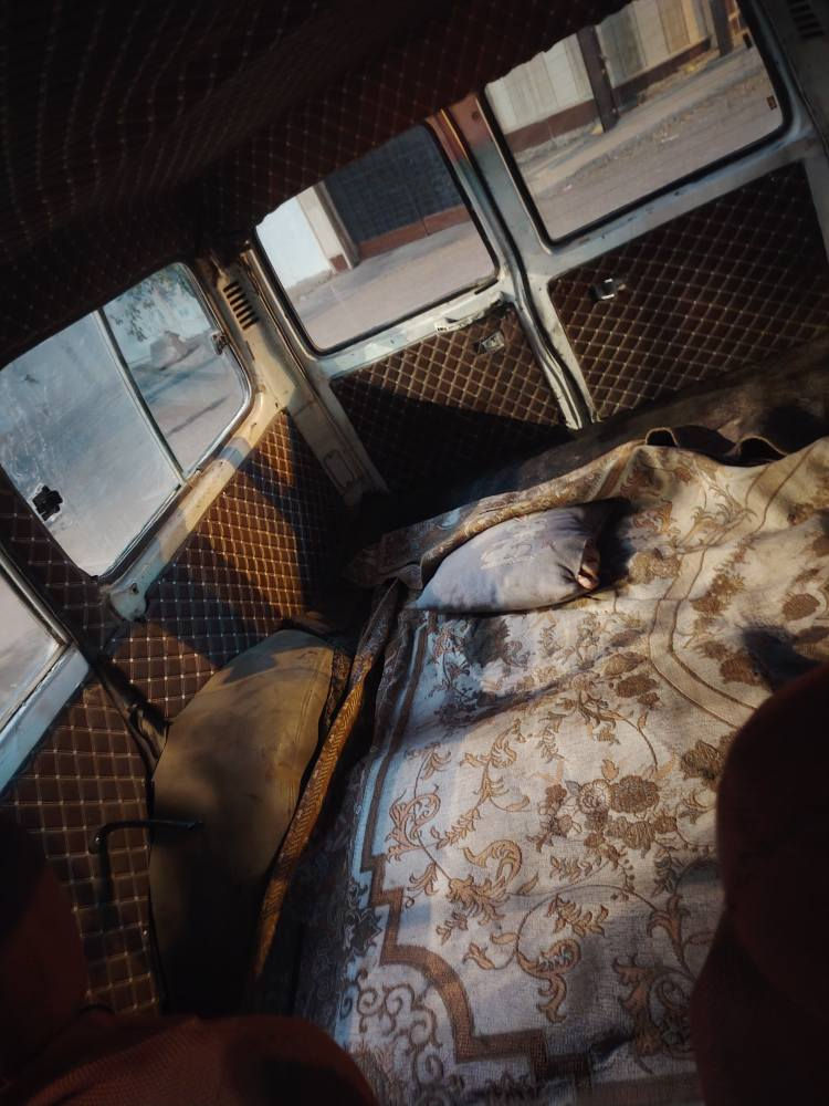 لاندگرۆزەر 1986 
10گەڵا قفڵیەتی بۆ معامەلە تێل مەکە تکایە
 پارەم زۆر زۆر پێویستە گەرنا بەوەنەم نەئەدا

***********

***********

کەوەری 3f

مەکینەی 2f

6گێرە ئەکسل و شتی مەزبوت بەس ئەکسلی پێشەوەم دەرکردووە بەکاملی لەگەڵیا ئەتەمێ

ئارمی پلاستیکی سلێمانی بەهەدیە ئەیدەم بەشەرتی غەرامەو شت نایدەم

ماڵی مەدەنی بەشەرت

کارەبایی هەمووی ئیشەکات لایت و بەگلایت و گێچی بەنزین و حەماوە و پاتری

تەجیل و مکەبەرە ئیشەکات

کوشنی دواوەی تیا نیەو لەگەڵیشی نیە

عەینەو کلاجی دوو مانگە گۆڕاوە دەبڵ گێڕیشی ئیشەکات بێکێشە

شوێن سلێمانی السليمانية, العراق
