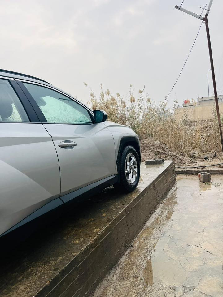 مراوس راف فور حديث
السلام عليكم 

توسان ٢٠٢٣

مواصفات Sle 

فول عده الفتحه 

بصمه 

كشنات تدفئه 

ماشيه ٦٥ الف كيلو وليس ميل 

قطعتين تبريد 

حادث سياره فقط بنيد راجع بارد ومصبوغ ع كد الحادث بدون دواخل 

رقم بغداد بسمي 

ايرباك استيرن راجع سستم 

مراوس راف فور ￼2023/2024/2025.  

لاستفسار 

***********
