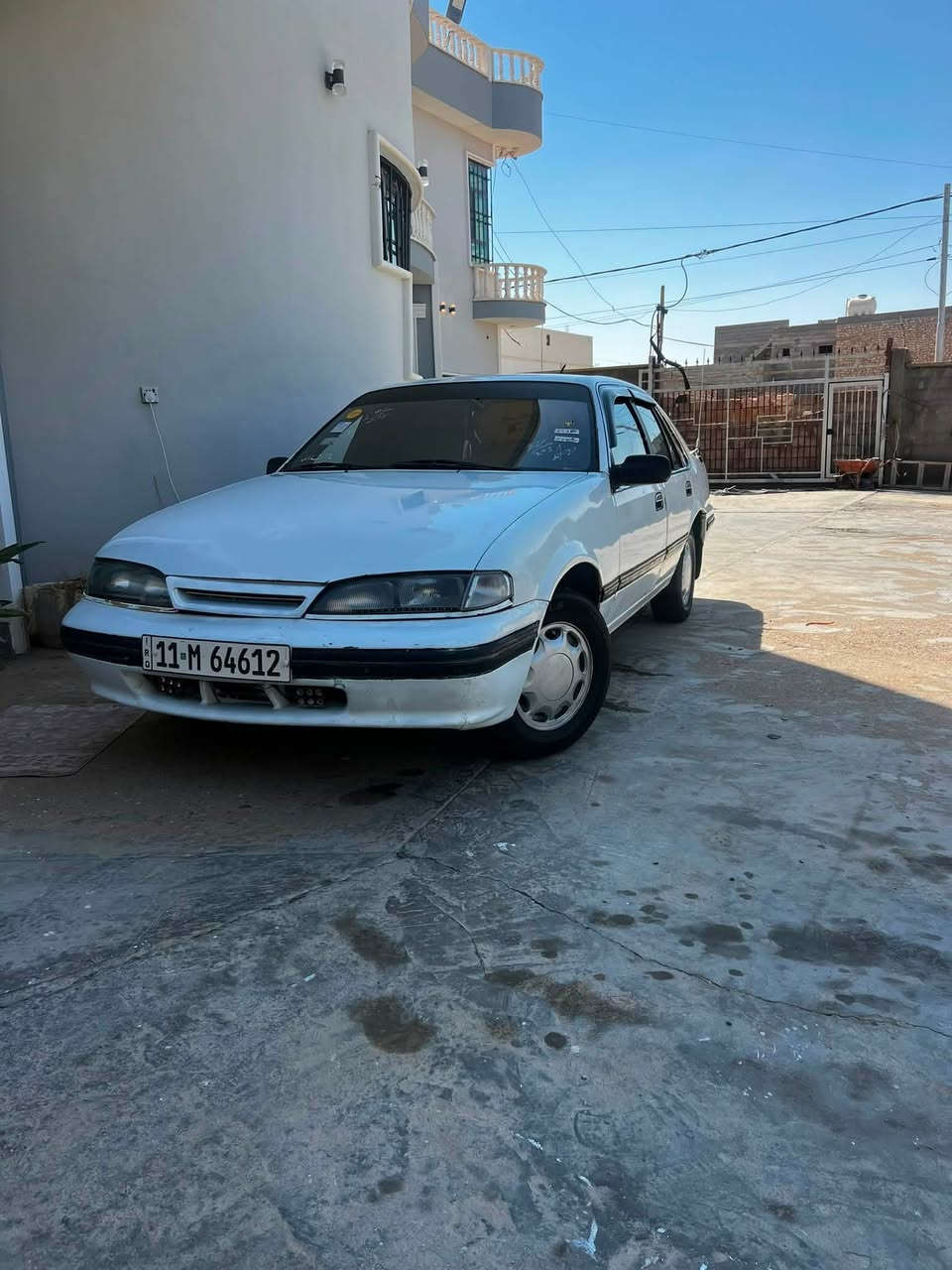برنس للبيع مويدل 1994
رقم بغداد. تحويل ثاني يوم. 
تخم تاير. صدر امامي خلفي جديد 
بيه مكانات صبغ مكفوله من ضربه 
محرك كير بشرط السنويه لل2027 
سعرها 34وبيها مجال رقم ***********
