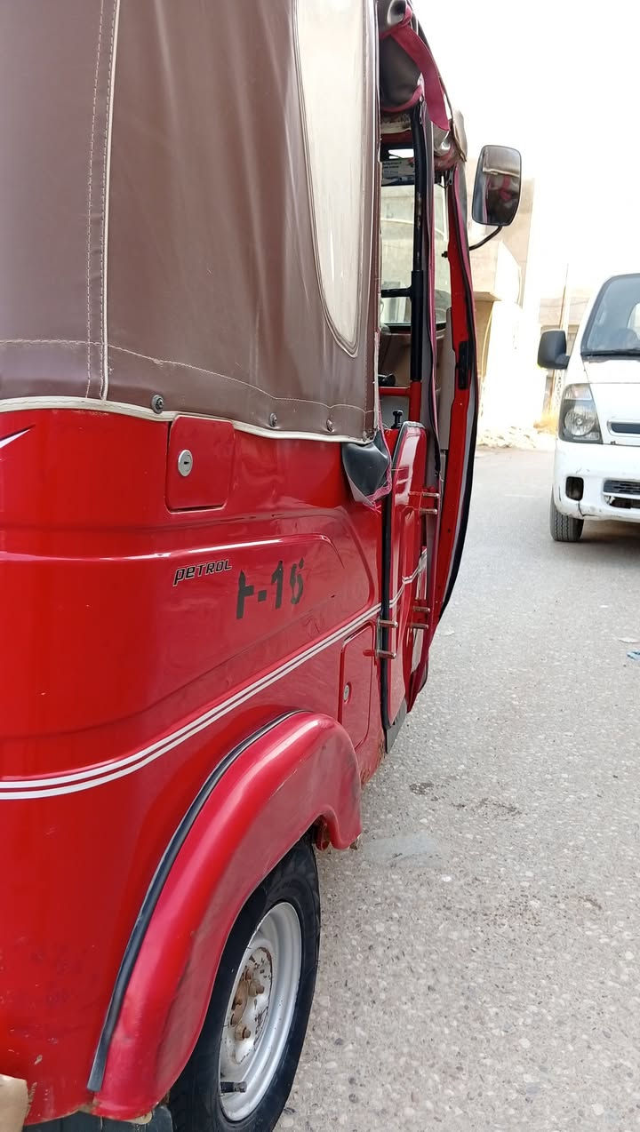 اسلام عليكم موديل 22شهر7مكفوله
رقم وسنويه بابل تحويل ثاني يوم 
مكاني الحمزه الغربي الاستفسار 
***********
