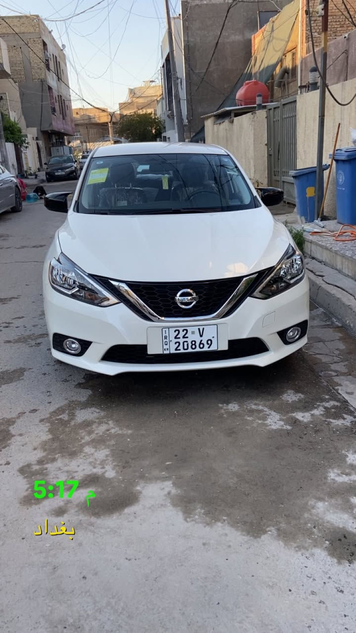 السلام عليكم 
سنترا 2025 مكفولة كفالة عامه باسمي رقم اربيل هزة 2027 مواصفات 
شاشه وكاميره
تحكم استيرن
سبايدر صندوك 
تبريد قطعتين 
داخل احمر
بلوجتكر 
ماشيه 8000 الاف 
سعرها 128 وبيها مجال مكانها الحريه دور نواب الضباط رقمي للاستفسار *********** وبالخدمة
السياره باسمي تريد تحويل تريد وكالة تدلل علماً اذا اسويلك وكالة تكدر انت اديرها بأسمك 🙏❤️
