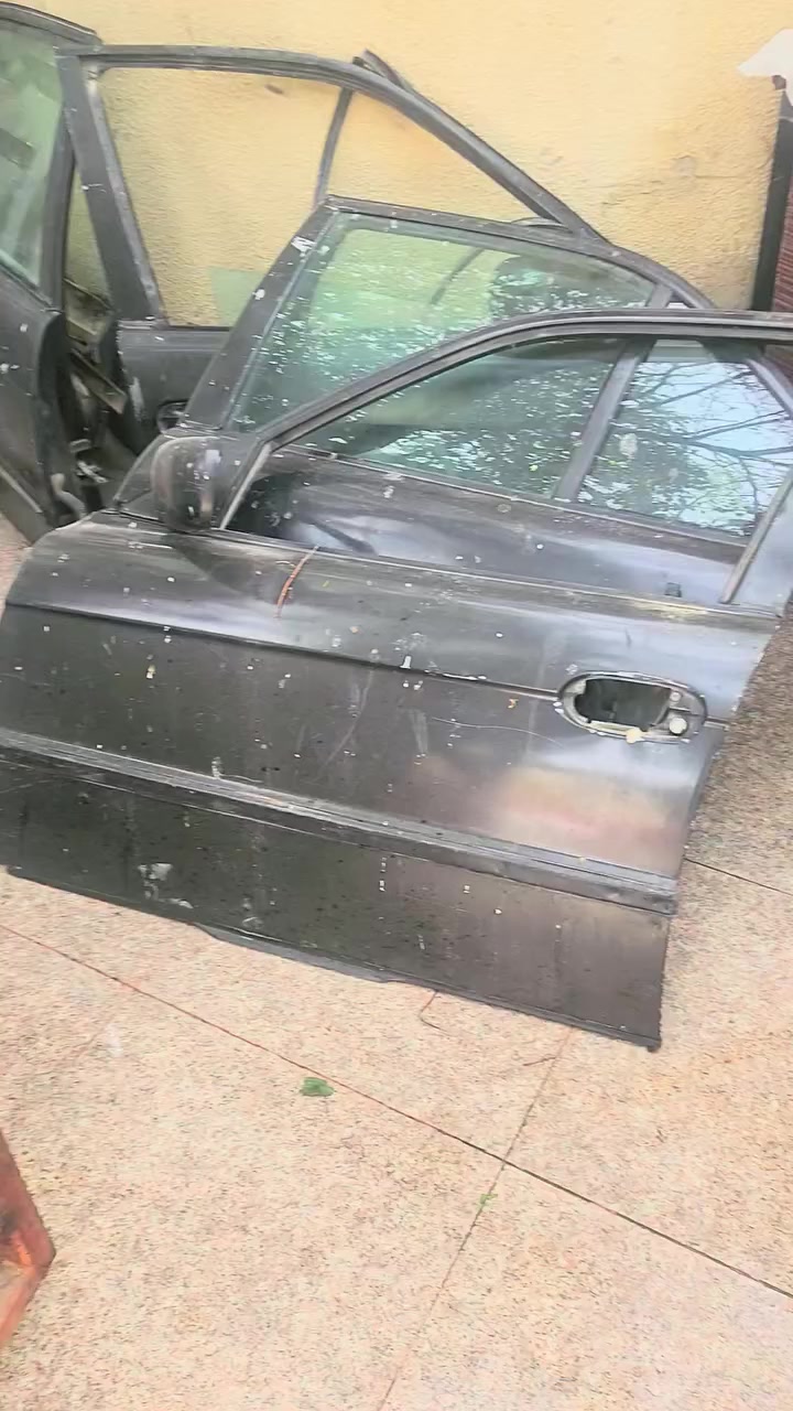 بيبان e38 
ب١٠٠ قفل


**إذا كنت صاحب هذا الإعلان وتريد حذفه لأي سبب، رجاءا أرسل رسالة إلى الدعم الفني**