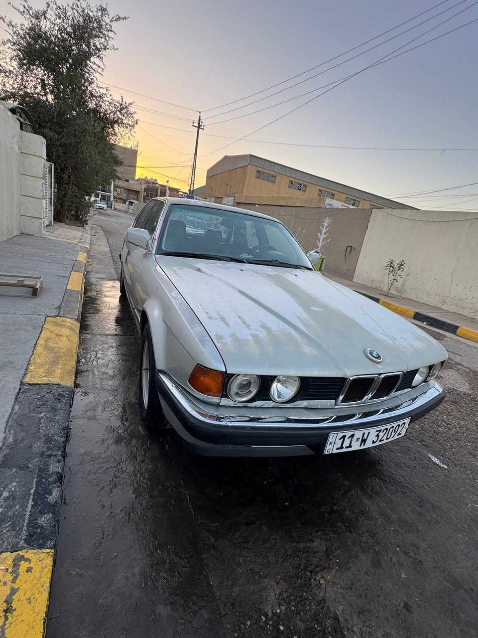 سلام عليكم للبيع bmw730مفتوح موديل 1990بسمي سنويه جديده تبريد ثلج  السياره بلاديه ومكفوله السعر ٦٥وبيها مجال العنوان بغداد للاستفسار***********
