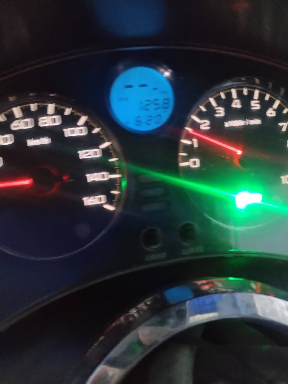 دراجه فورزه 08 فول3تحويلات مانقص الدراجه اي شي تيارات كلوب جنطه سعرها علئ خاص مناسبه مستعجل علئ بيعته نظافه المكينه علئ شرط وترياك وين ماجان سعرها ب 900 وهذا رقم صاحبه *********** مكفول من محرك وكير وجويتر اي شي
