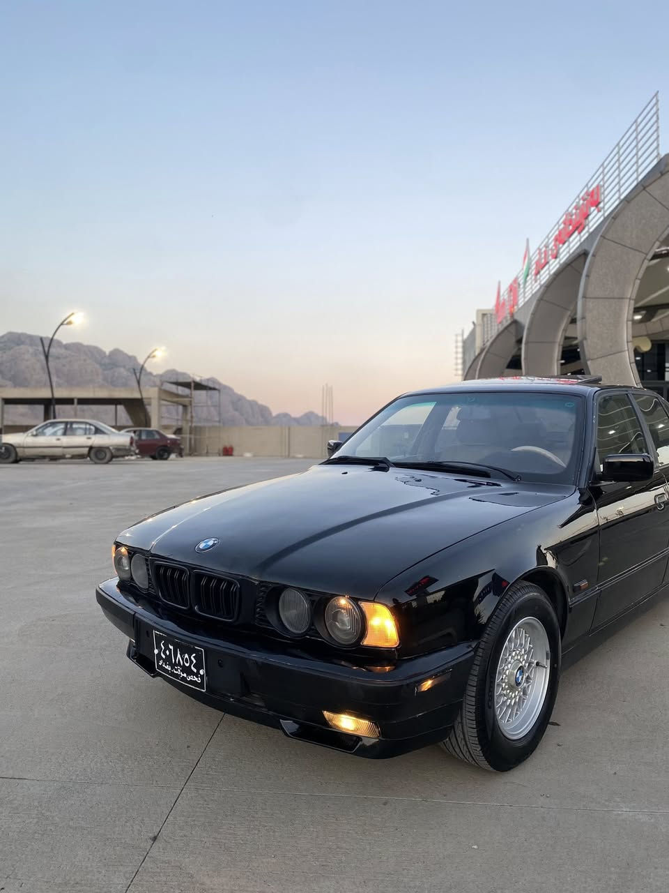 سەرەتا بەناوی خوا ماشاءالله لە ماڵی هەموو لایەک BMW 525ia کەپسی سمس بیلاد تۆماتیک مۆدیل 1994، بەردی گزۆزو حاسەی گزۆز، ئاڕم پلاستیک هەولێر ئاڕموو ئەوەلیات بەشەرت ،ڕەقەم پلێتی ئەسڵی،هەرزەی تازەیە ، بێ دەحموو لێدراو چەکوچی پێوەنیە تازە کورە کراوە لەسەر ساخی ،بیلاد پێش گەورە،لایت ناو ڕەش زەڕب، سڵاید، 4تایەو ویل سفر ،ناو زەرد،تەبرید ساردوو گەرم 🥶, ڕەقەم شانسی بیلادی دەشبول ئستراد خاس ،دەبڵ ئێڕباگ، سوکان ئێڕباگ، فۆڕمیکا، کوشن جڵد و کارەبا، کوشن ئێڕباگ ، چوار جام کارەبائۆتۆ،ئاوێنە کارەباو ئۆتۆ، تەحدید سرحە، دوگمەی ئێس و بەفرو قوڕ مەزبوت،سکلێتەر کارەبای،گێچ ئەڵقە مەزبوت، سیدی بۆکس، قفڵ مەرکەزی، مەمەی فڵچە هیتەر ،فڵچە ئۆتۆ،سێرڤس حام ڕۆنی گێڕو مەکینەو ئەکسل بانس لۆک تەقەو ڕەقە چرکەو دوو گەڵا بشکێنە  کارەبای هەموو گیانی بەشەرت نرخ(58) و مەجالێکی برایانە شوێن ڕانیە  ژ ،م *********** سەیارەکە ئی ماڵێیە تکایە موشتەری نی سەرمان مەیەشەنە لەگەڵ ڕێزم. ئەدمین 🖤
