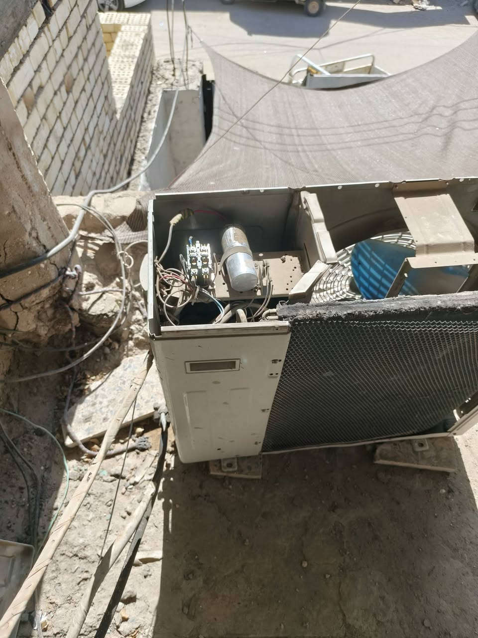 السلام عاليكم تنصيب سبالت☃️ بنواعة 50فتح وشد 60 شحن🔧 غاز 40 R22❄ شحن غاز 410R❄ فحص 15🔧 غسل وتفصيخ 30 وصيانه🚗 الاستفسار اتصال او🛻 واتساب او مراسلة الصفحة *********** 🛠➡️
