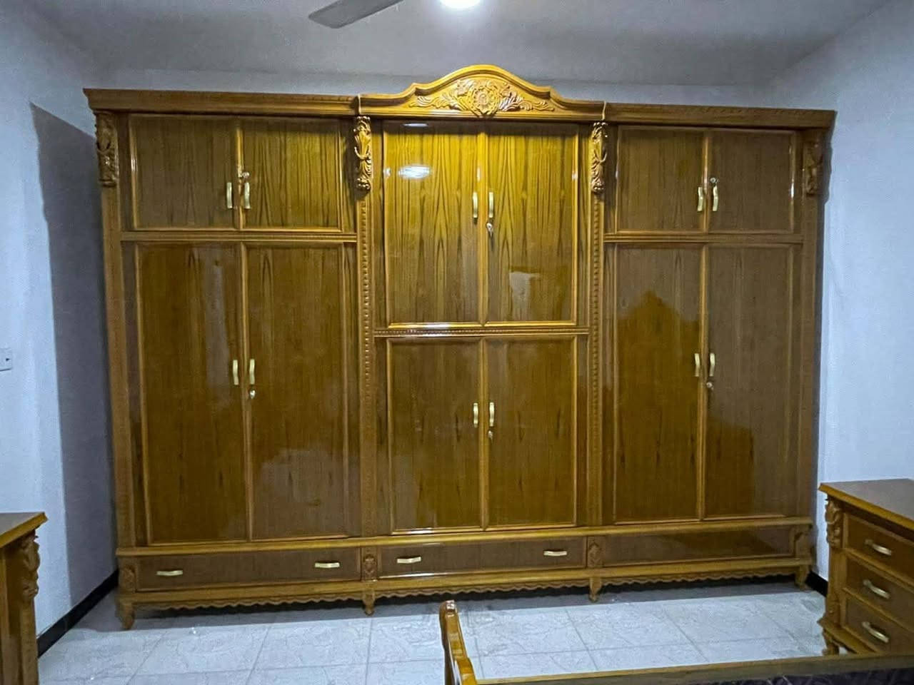 معرض ونجارة بغداد كربلاء حي الوفاء شغل أبواب صاج درجه اولى وغرف نوم ونجارة الدواوين وصبغ جمع الاولان الحراريه وتوصيل جميع المحافظات مع الشد والنقل


**إذا كنت صاحب هذا الإعلان وتريد حذفه لأي سبب، رجاءا أرسل رسالة إلى الدعم الفني**