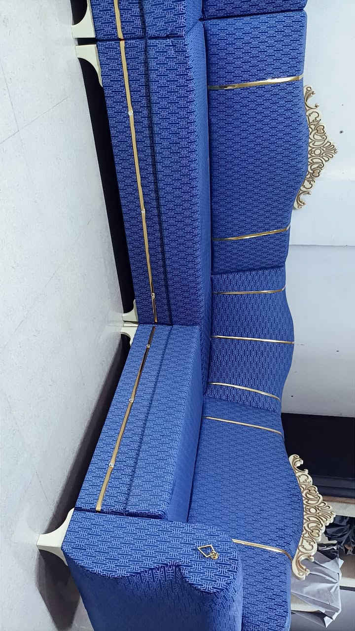 215الف نضیف و بدون آي عیب قماش و آسفنج جدید توصیل متوفر آربیل موصل ***********واتساب
