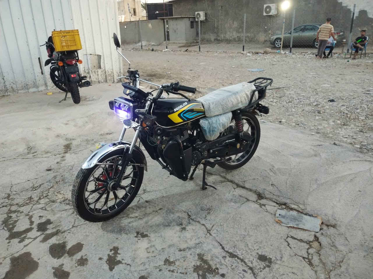 سافنا 2025 للبيع السعر ٨٥٠ وبيه مجال كله شغال فقط الشاشه طافيه ***********
