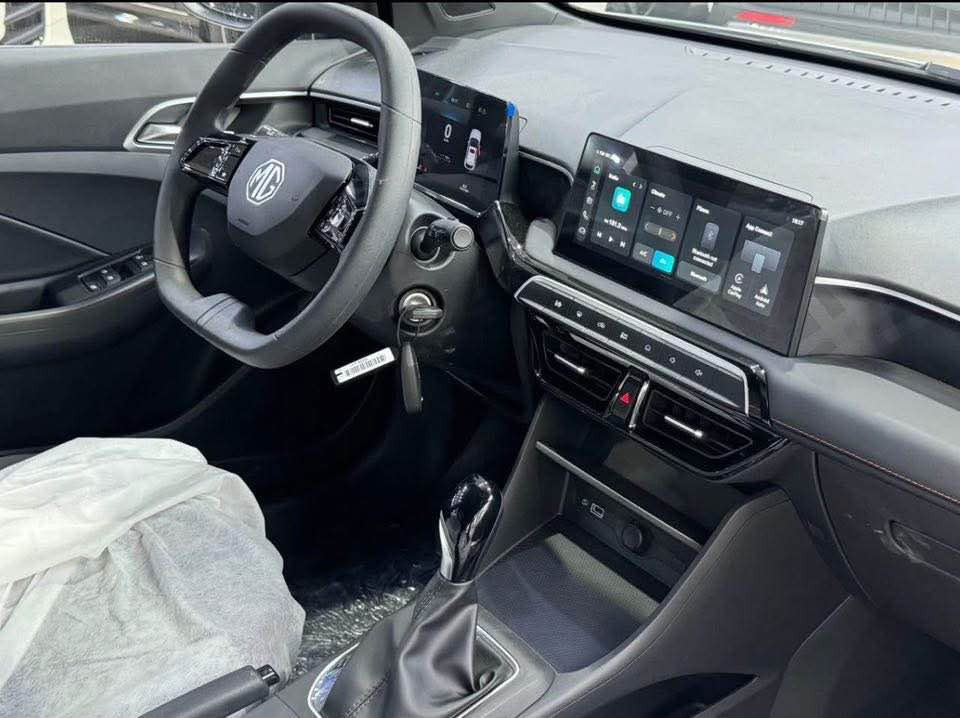 عررض خااص والكمية محدودة❗️ ❗️ وبسعر مناسب جداً
وصول وجبة سيارات  🚘 MG3 موديل 2026 
بضمان 6 سنوات 
‎((بدون لوحااااات ))
‎المحرك 1500 تنفس طبيعي 
‎كير اوتماتيك 
‎شاشة ابل كار بلي واندرويد 
كامره خلفية
تحكم ستيرن جهتين 
لايت + بك لايت Led
‎حساسات خلفيه
حساس ضغط اطارات
عداد المسافة: صفر كيلومتر
استلام مباشر

❗️ مع وجود جوائز  نقدية قيمة بانتظارك سارع بالحجز وأربح الجوائز مع MG❗️ 

‎للتواصل 📱 *********** 

‎متوفر واتساب + اتصال بغداد, العراق
