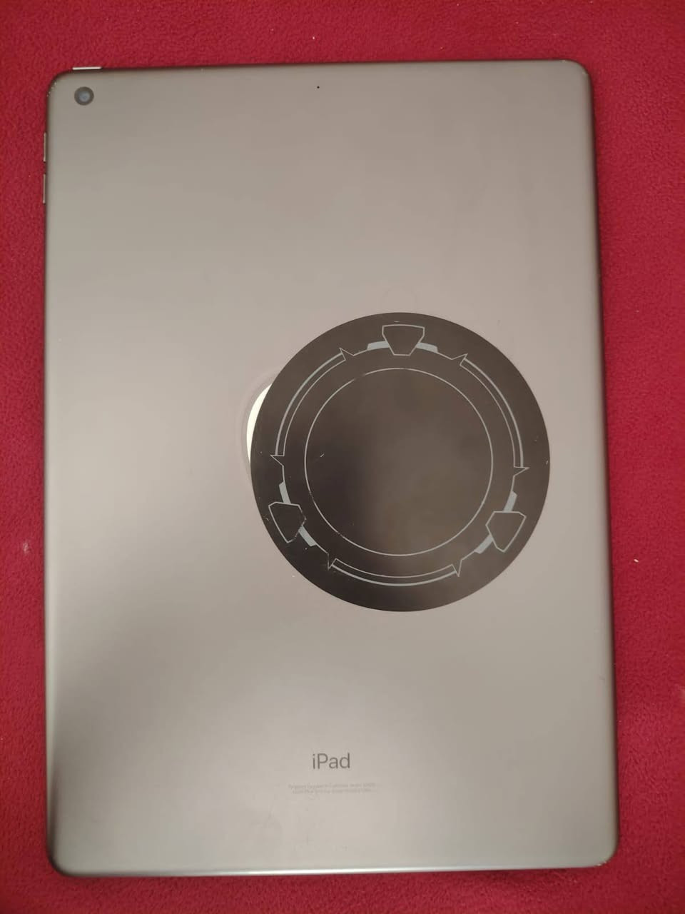 ايباد 9 اخو الجديد
ذاكره 64 
غراضه كامله
ويا فريز مشترينه ب30 الف
سعره 275 وبي مجال قليل
رقمي واتساب ***********
مكاني نجف
