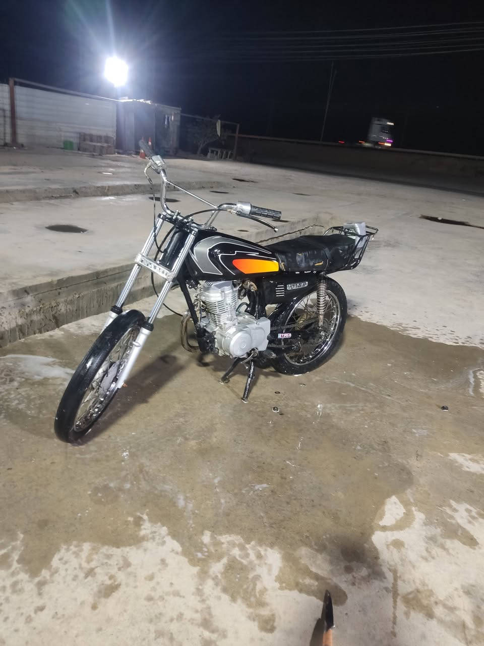 السلام عليكم درجه ايراني للبيع سيتي نامه  
الدرجه تعمير جديد 2025 
درجه مكفوله ما اتعبك جاهزه ونظيفه 
السعر  275 
وبيها مجال للشراي
رقم التلفون ***********

رحمه الموتاكم المو شرايي لا يتعبني
