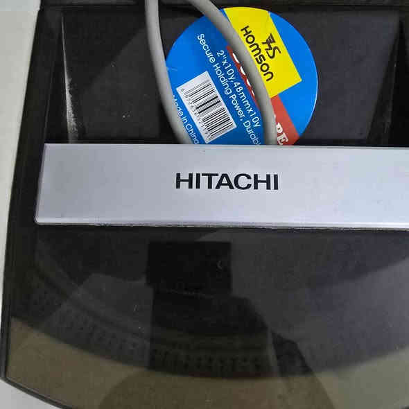 غسالة هيتاشي ١٢ كيلو  اوتماتيك خط.حار وخط بارد شغالة نظافة جيدة على وضع الشركة السعر ١٢٥ الف *********** دهوك
