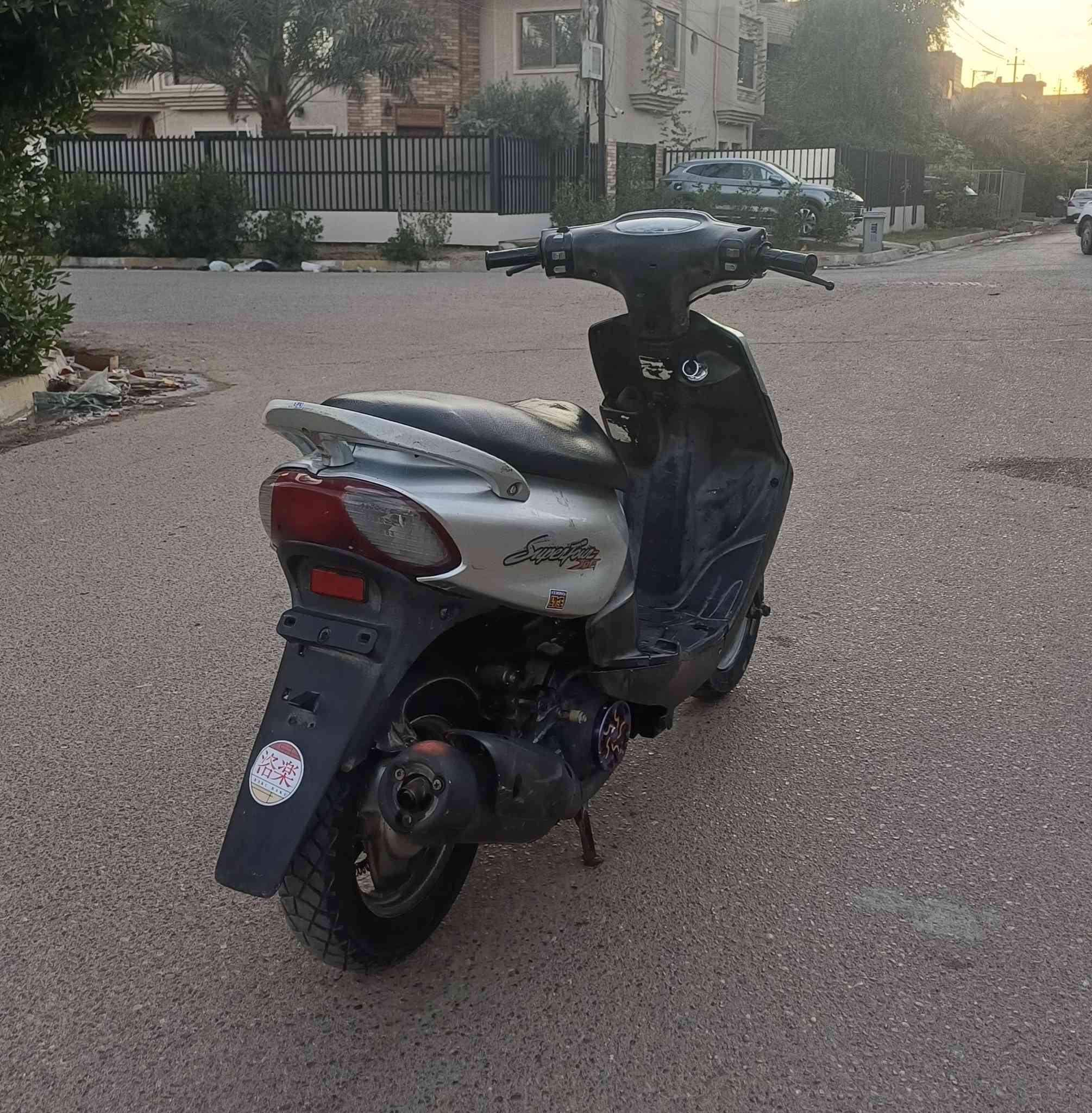 للبيع ماكس قجمه بلاديه شغال سلف وهندر شلعه معدل ع فحص السعر 450 
 السكن حي البنوك مجاوب خاص رقم اتصال ***********
