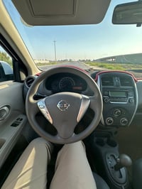 نيسان صني 2020 للبيع  رقم اربيل الجديد بأسمي بيها قبغ صندوق مبدل،،،، و...