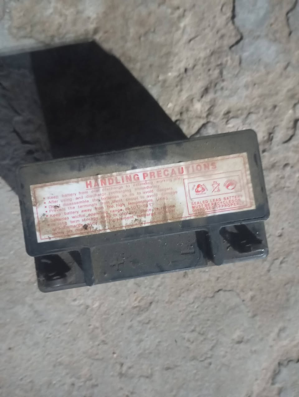 سلام عليكم باتري ستوته جمره للبيع السعر خاص الاستفسار على رقم ***********

