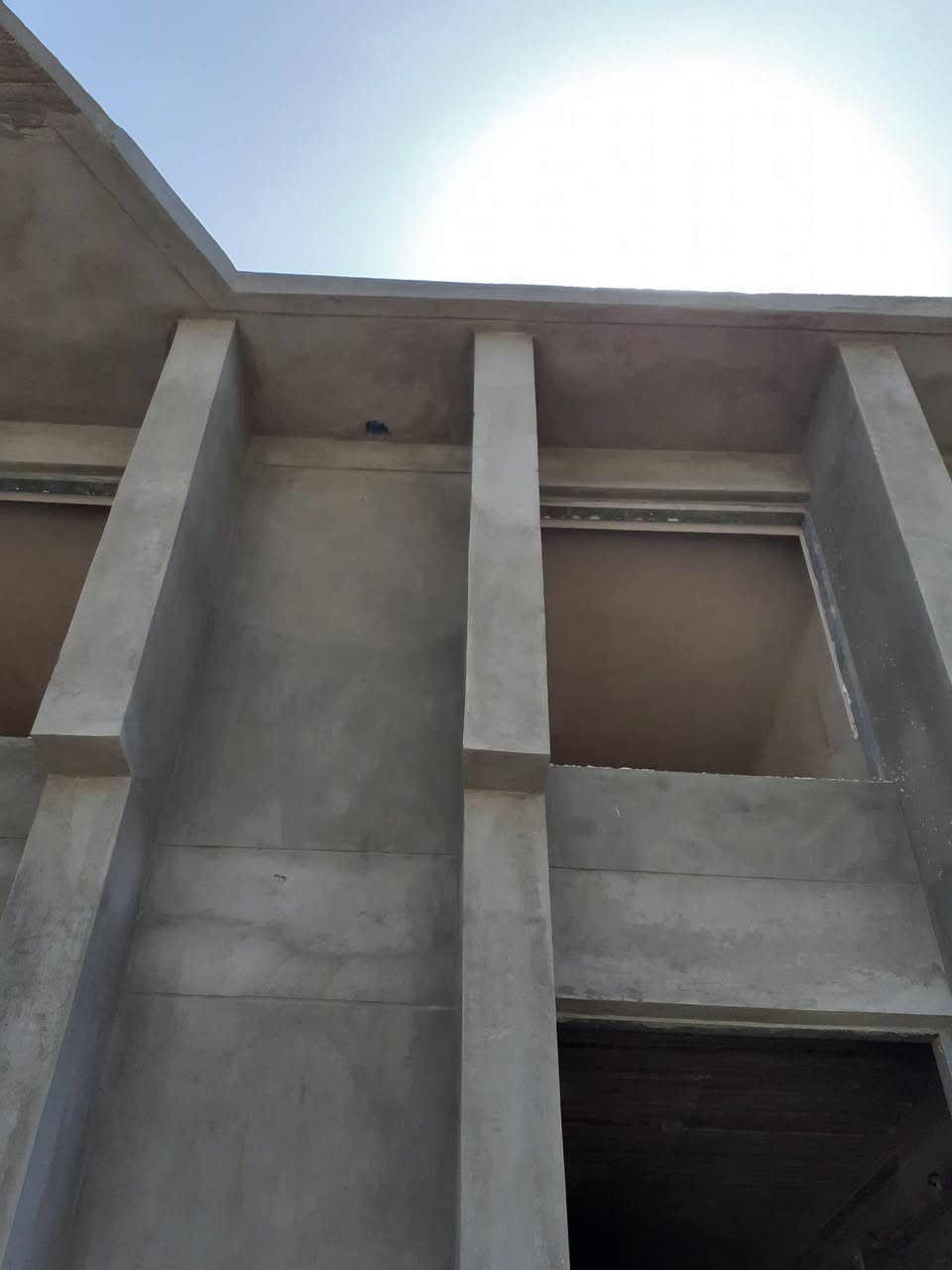 لبخ تصفير مصاطر سمنت جص مكطوعه أو متر  واجهات بيوت داخل خارج  شغل نضيف تسليم مهندس رقمي *********** 
***********  حته يوميه اشتغل
