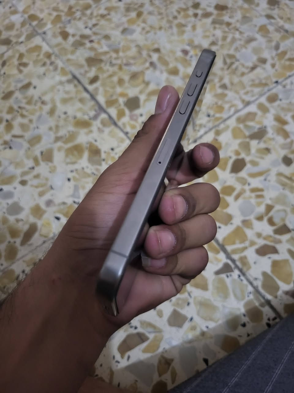 سلام عليكم 
ايفون 15 برو ماكس 
جهاز ماستر ماستر ماستر بطاريه ٨٨ جهاز شاصي ولاشخص كفاله جهاز جديد بعده بوضع شركه كارتونه وغراض موجوده مشحون ٤٠٩ سعره 1300 وبي مجال


**إذا كنت صاحب هذا الإعلان وتريد حذفه لأي سبب، رجاءا أرسل رسالة إلى الدعم الفني**