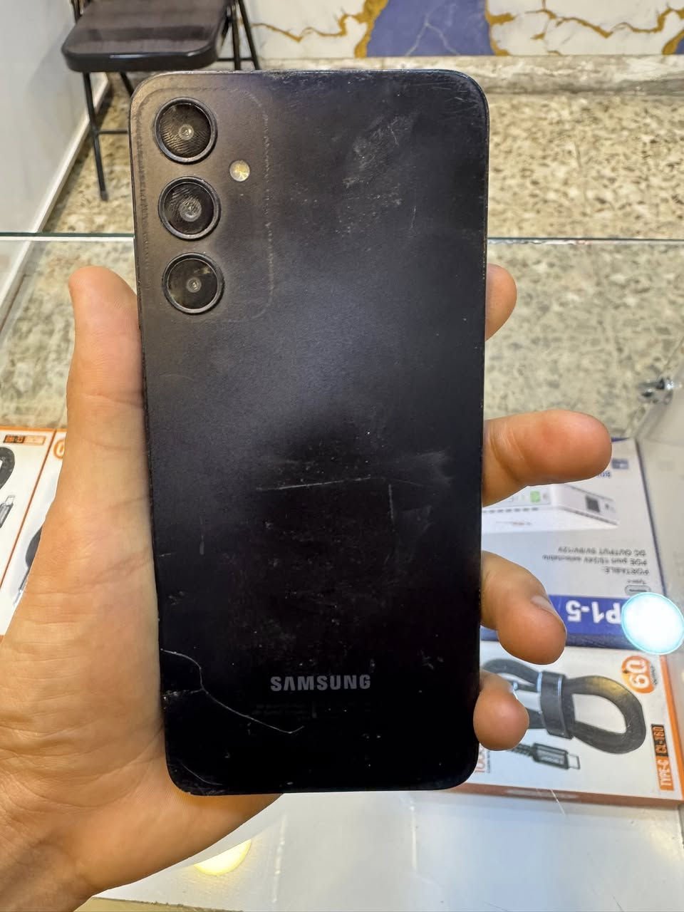 للبيع سعر  90الف شاشه مفطوره كله شغال


**إذا كنت صاحب هذا الإعلان وتريد حذفه لأي سبب، رجاءا أرسل رسالة إلى الدعم الفني**