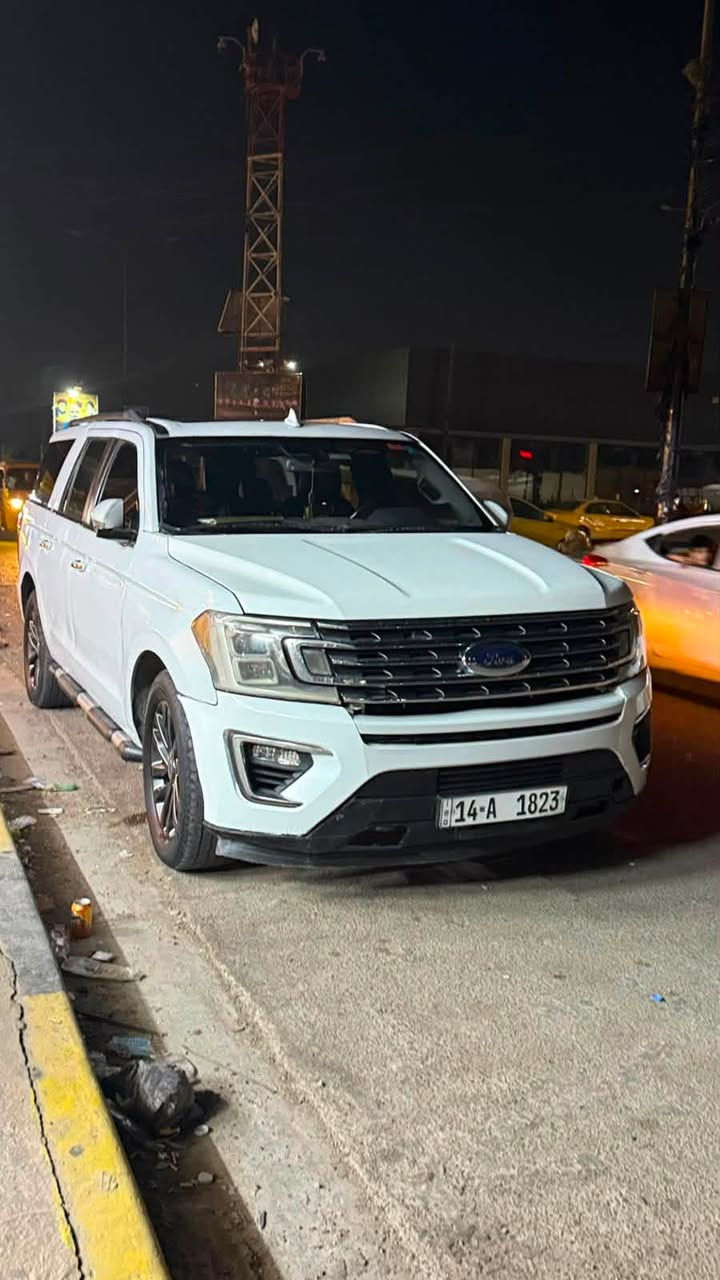 🚘 للبيع – فورد إكسبديشن موديل 2021
سيارة فورد إكسبديشن 2021، 7 راكب، بحالة جيدة.

المواصفات:

* 7 راكب

* تدفئة وتبريد +تدفئة تبريد كشنات

* مقاعد جلد

الملاحظات:

* البانوراما عاطلة.

* الرادار الأمامي عاطل.

* رقم المركبة: بصرة (باسمي)

* الممشى: 96 ألف كم

صور الحادث بامريكا موجودة بالمنشور

السعر 200 $ وبيها مجال 

ترايك من الشمال للجنوب

📞 للاستفسار:

***********
