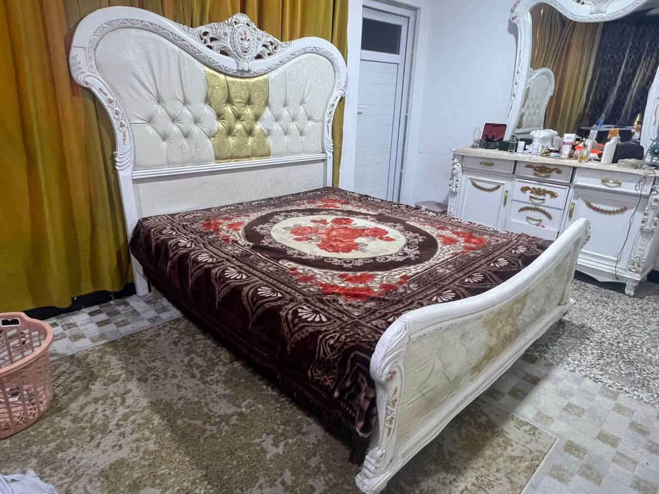 السلام عليكم غرفه نوم صاج تكمه بعده جديد الله شاهد كنتور كلش جبير وويا كنتور بابين زاويه سعره ٨٠٠ وبيه مجال بغداد حي جهاد


**إذا كنت صاحب هذا الإعلان وتريد حذفه لأي سبب، رجاءا أرسل رسالة إلى الدعم الفني**