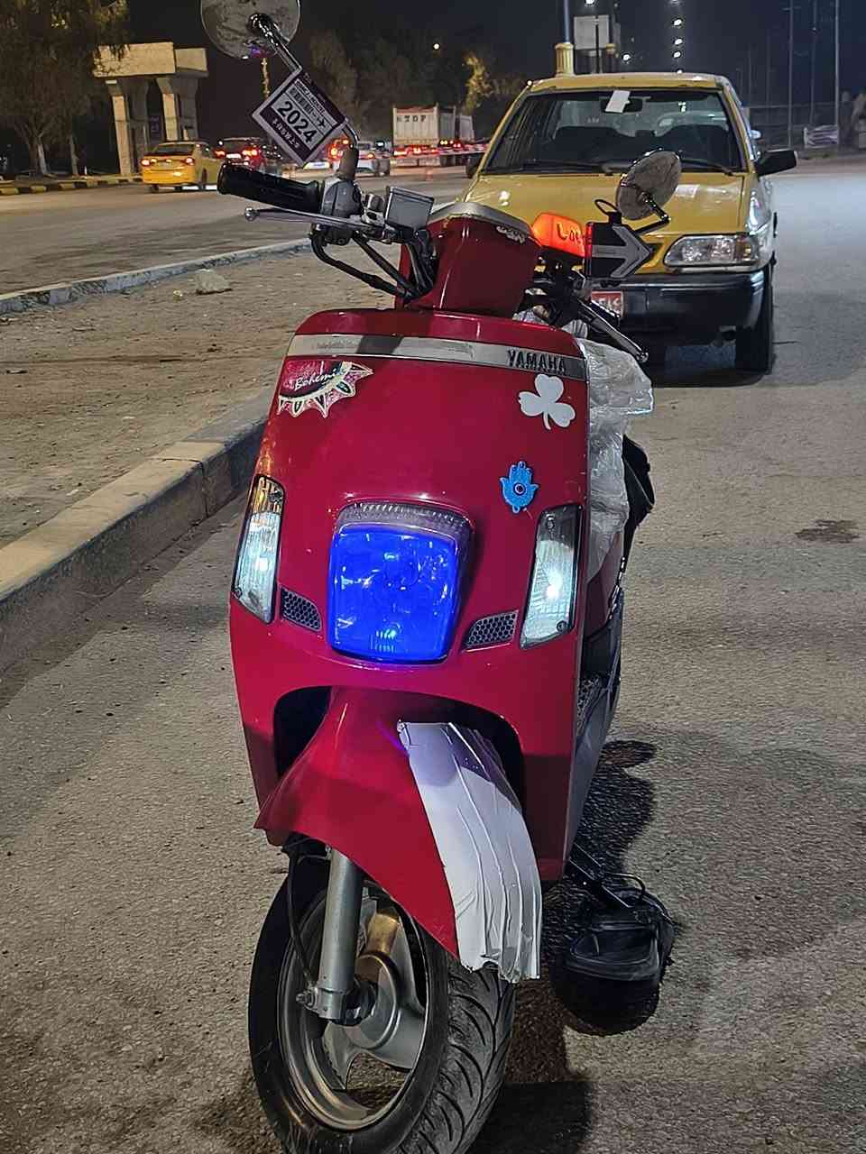 السلام عليكم دراجه ماكس بوليس مديل 2012 دراجه مكفوله من تاير للتاير دراجه طلعتها راما ومحتاج واريد ابيع دراجه نازل عداد الكتروني اكفبك لك كفاله عامه كفرات بيها واصل معرض حافظ عليها دراجه ختم واحد ومكينه بلاد مكان  كربلاء طويريج اللون دم الغزال 🍅السعر واحد وربع وبيها مجال للشراي الرقم *********** بمليون وربع وبيها مجال
