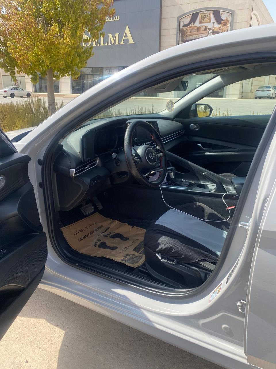 يالله
السلام عليكم 
هيونداي إلنترا SLE 2023
محرك 2000 
شاشة + كاميرا 
تشغيل بصمة 
وارد كندا
صور الضرر مرفقة بالمنشور
مكان السياره اربيل رقم اربيل 
145$
‏‭0771 033 9911‬
