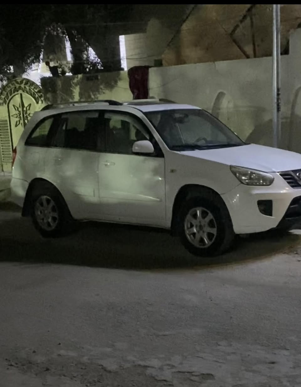 السلام عليكم عندي تيكو للبيع 
لون ابيض موديل ٢٠١٥
كير ميكانيكي رقمه بغداد  السعر ٧٠وبيه مجال بسيط 
للاستفسار اكثر اتصل ع رقم بي واتساب ***********
