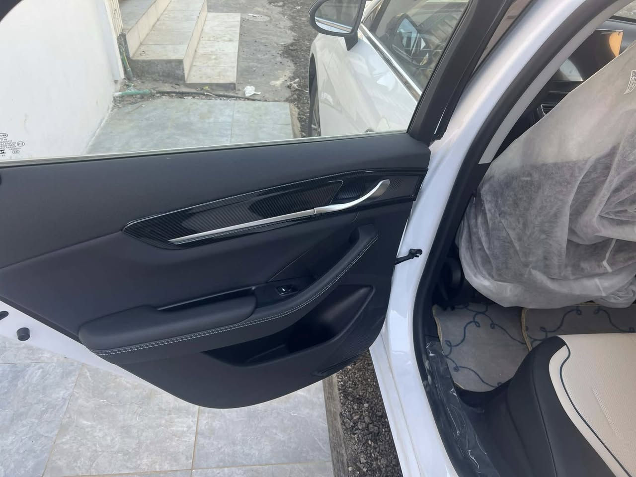 🚩لعشاق ال ديستروير Destroyer 05 🚩
🔔BYD 🔔
على بركة الله توفرت كماليات دواخل خاصة لسيارات ديستروير 05 
(((((((عـــرض خــــاص)))))))
#كاربون_فايبر
#تخم_كااااااامل يتكون  من (( 24 قطعه )) لجميع اجزاء الدخل  وحسب الصور 
——————————————-
🛑🛑بسعر :- 160.000 الف دينار 
والتوصيل مجاااااني لكل العراق
——————————————-
✅جودة عالية جدا 
✅قالب ممتاز
✅كل قطعه بيه لاصق وجهين تثبيت مباشر بدون اي اثر على القطعه الاصلية
————————
لمزيد من الاستفسارات مراسلتنا عالخاص 
او على الواتساب 
0771 666 1143
 #كاربون_فايبر👑😍👌🏁 #كاربون_فايبر_حقيقي
