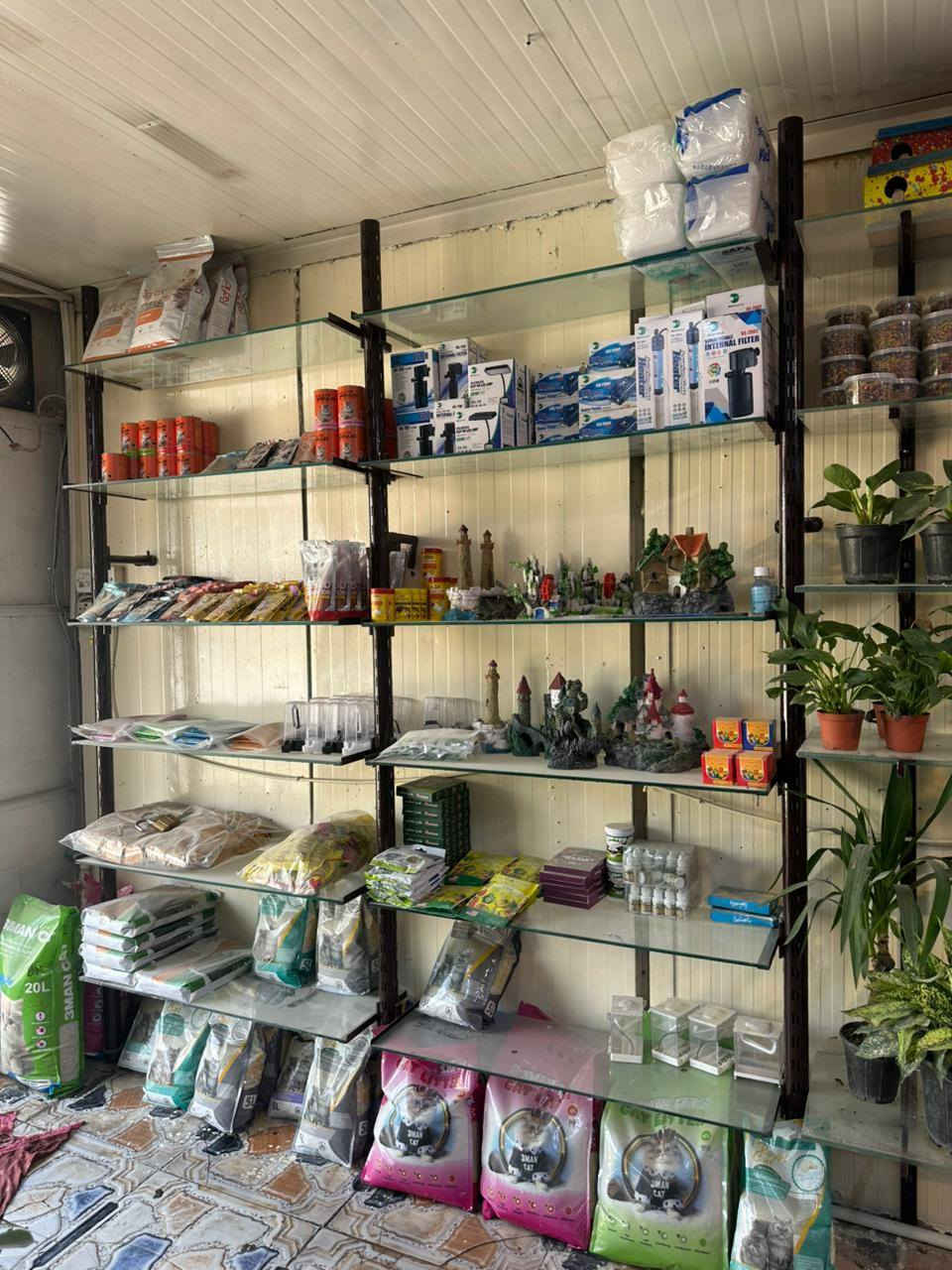 السلام عليكم رفوف جام  للبيع السعر مناسب ١٢٥ الف مكاني الدوره الميكانيك رقم ***********
