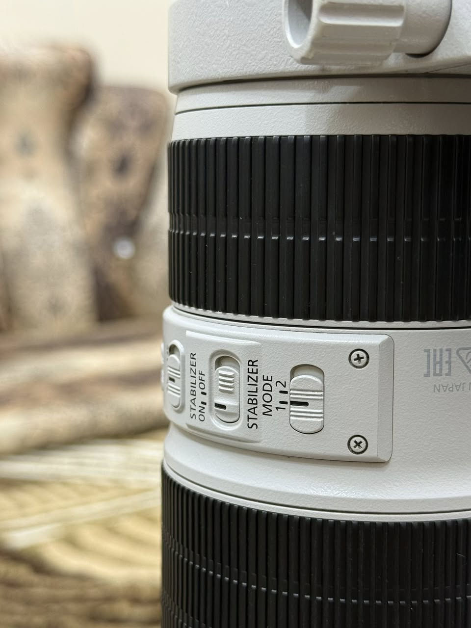 كانون 7D مارك 2 نظيف جداً
عدسه 70_200 دبل استبيلايزر صدار الثالث نظيف جداً ع ايدي كراتين غراضه الاصليات موجوده 
المكان ميسان ***********
